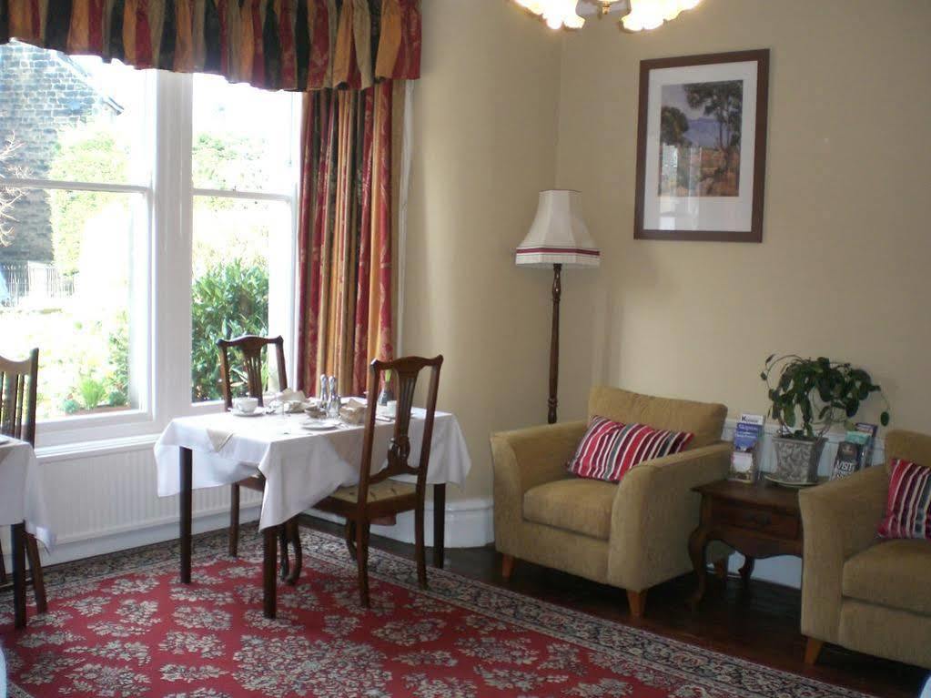 Wynnstay House Harrogate Exteriör bild